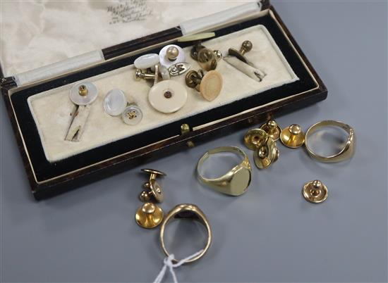 Three assorted signet rings, including 9ct and 585 and assorted dress studs including 10ct and 9ct.